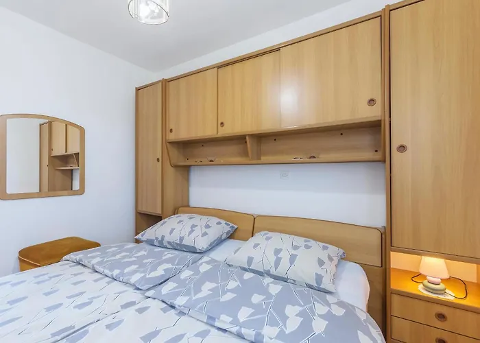 דירה One-bedroom In *
